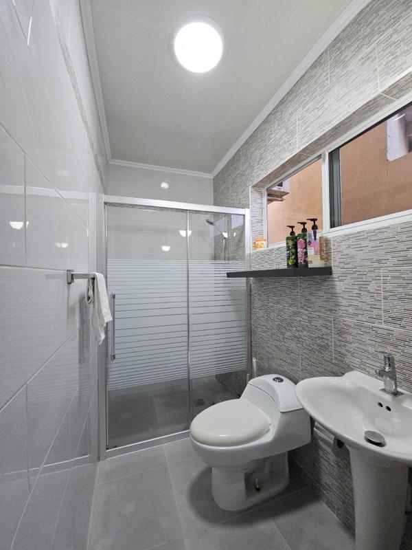 Villa Flores - Near Beach Tanki Leendert - image 9