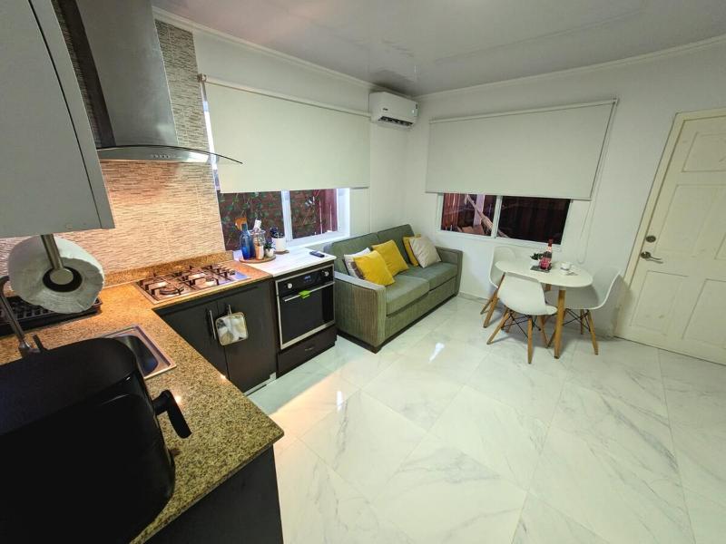 Villa Flores - Near Beach Tanki Leendert - image 19