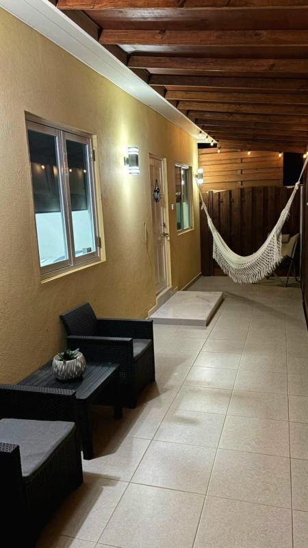 Villa Flores - Near Beach Tanki Leendert - image 35