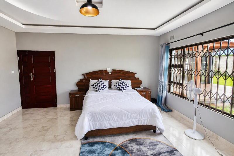 Chic Modern Escape - image 14