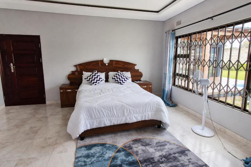 Chic Modern Escape - image 15