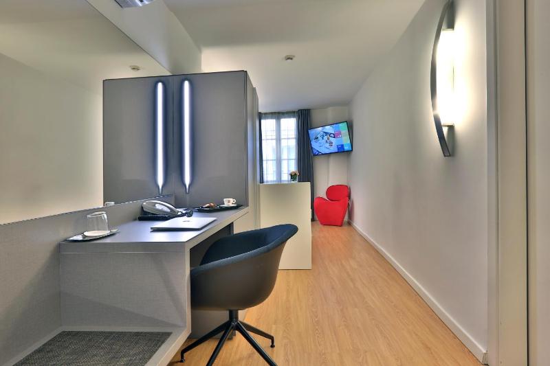 Urban Hotel Design - image 47