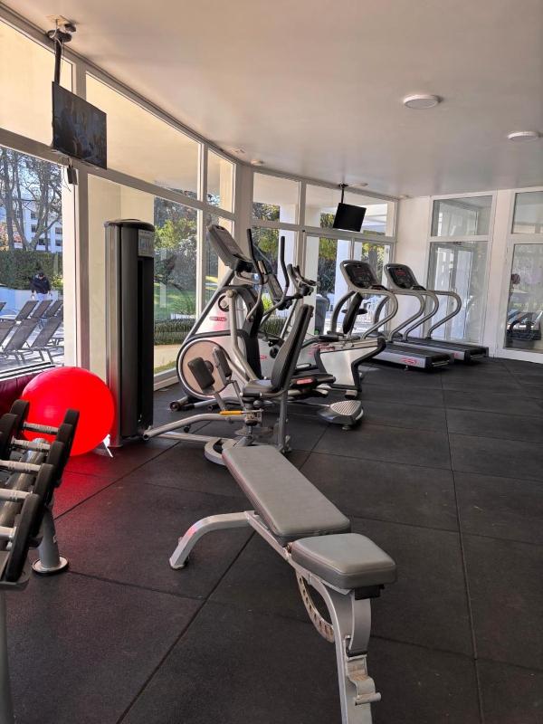 Genial apto en Solanas piscinas climatizadas verdes y relax - image 17