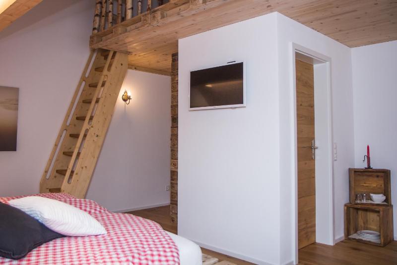 Superior Double Room image 3