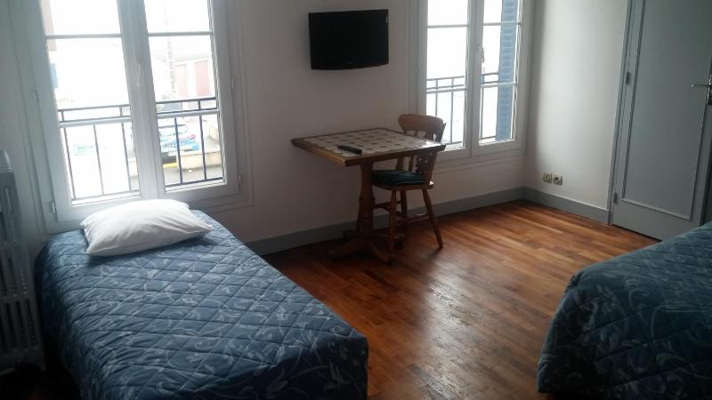 Triple Room image 2