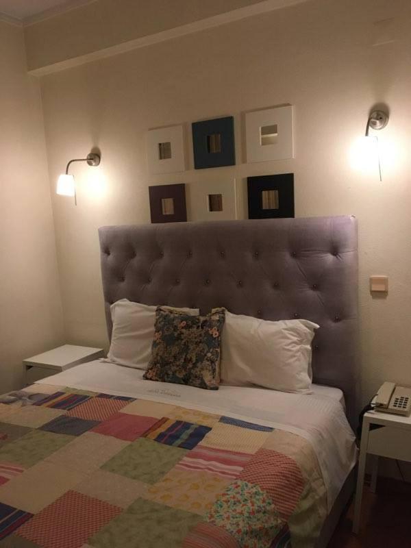 Double or Twin Room image 3