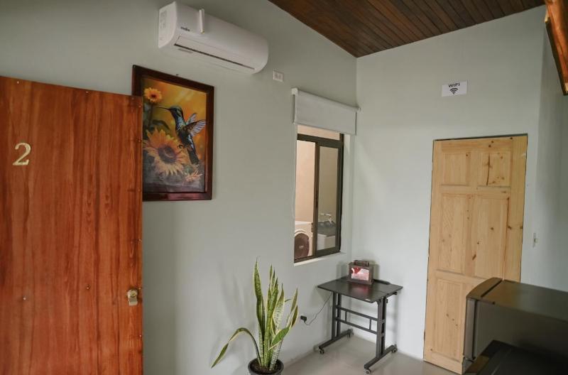 Cabinas Los Colibris - image 2