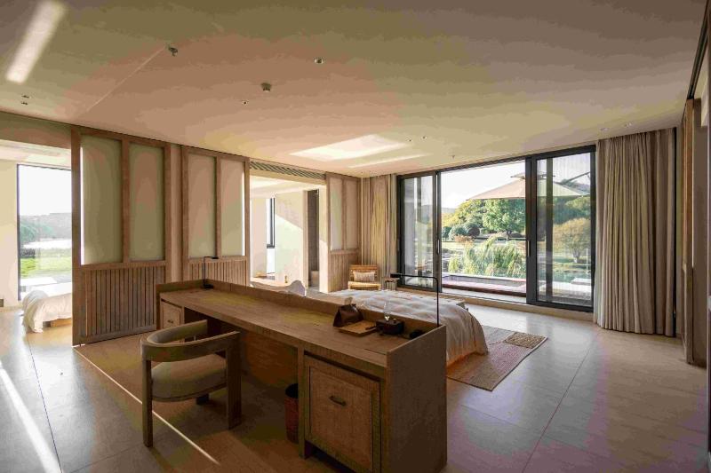 Nanjing Danxi · Zhenzhuquan Hot Springs Lakeside Mountain Lodge - image 20