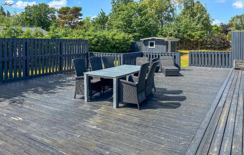 3 Bedroom Nice Home In Hals - image 6