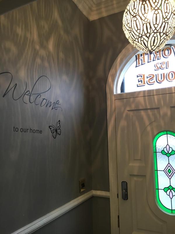 King Double Room image 2