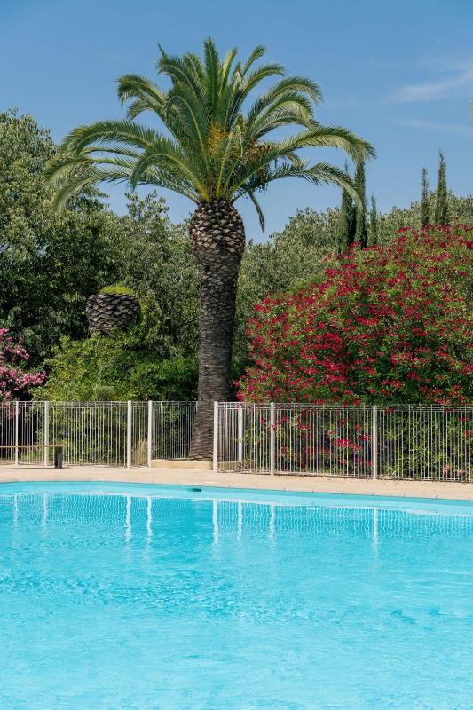 Studio Azur 303A by Sur la mer - image 5