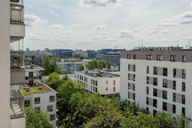 Unique Apartment for 6 People with Balcony & Parking by Noclegi Renters - image 13