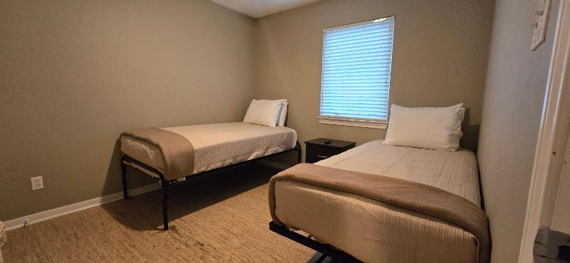 LimeAid Pet-Friendly Jamaica Beach Retreat - image 2