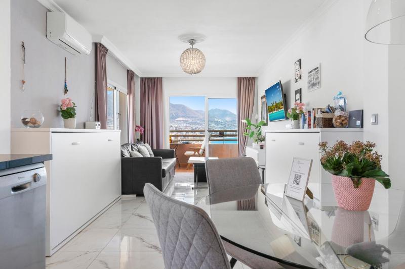 Beachfront Stella Maris by Costarentals - Ref 36 - image 18
