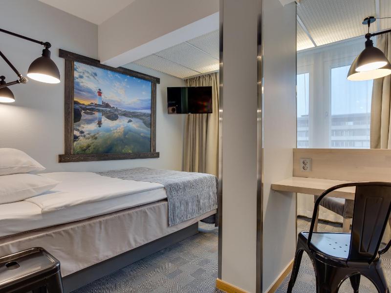 Standard Single Room image 2