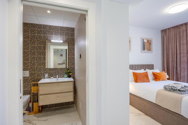 Brisa Mediterranea - Piscina y Terraza - image 9