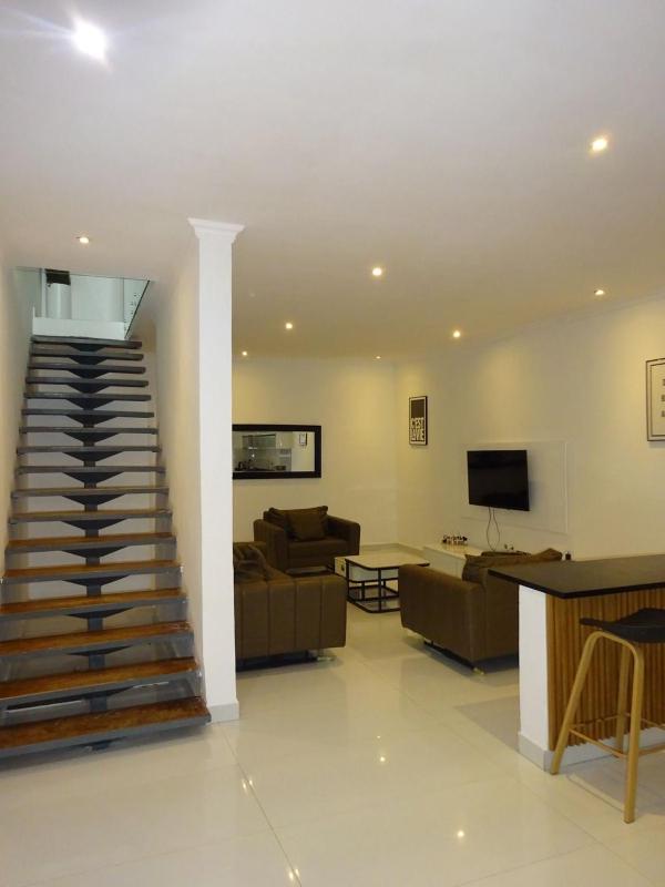 Room View boutique - image 6