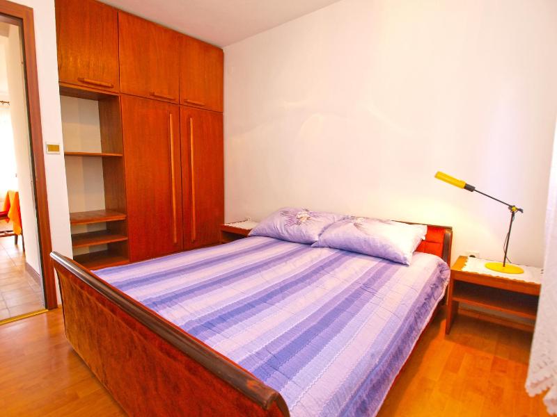 Apartment image 2