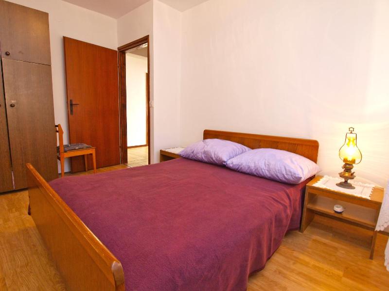 Apartment image 3