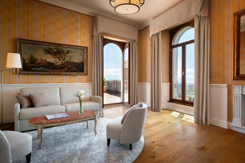 Sina Brufani Hotel - image 41