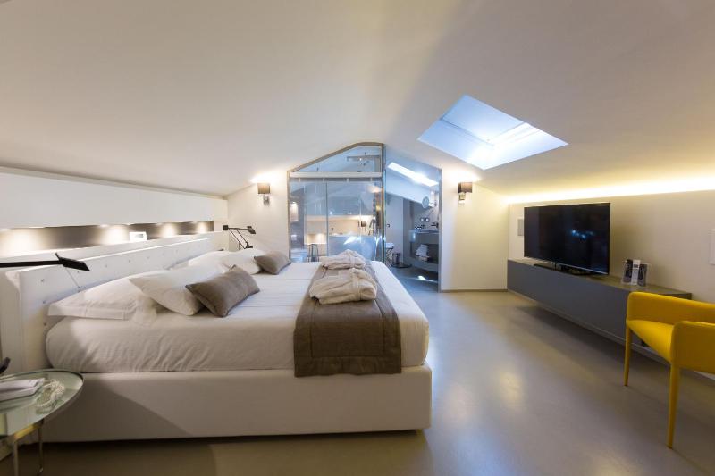 Suite image 3