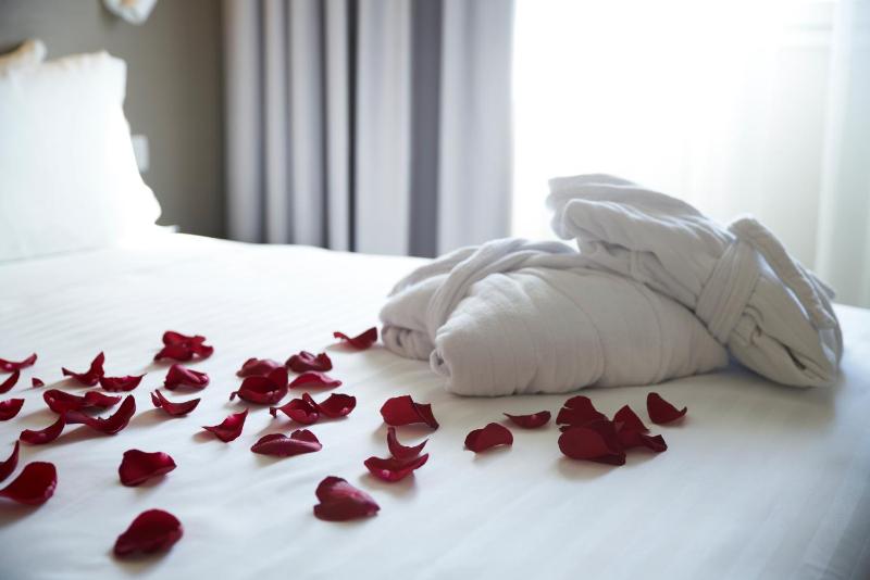 Deluxe Triple Room image 4