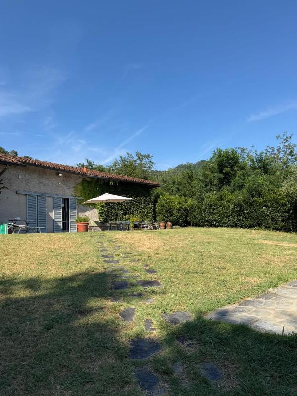 Appartamento in Villa con Piscina - image 11