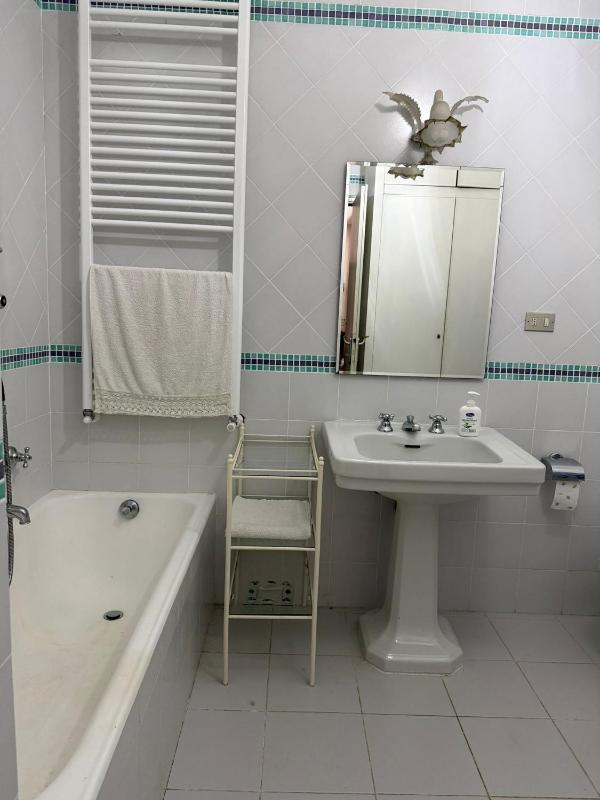 Appartamento in Villa con Piscina - image 28