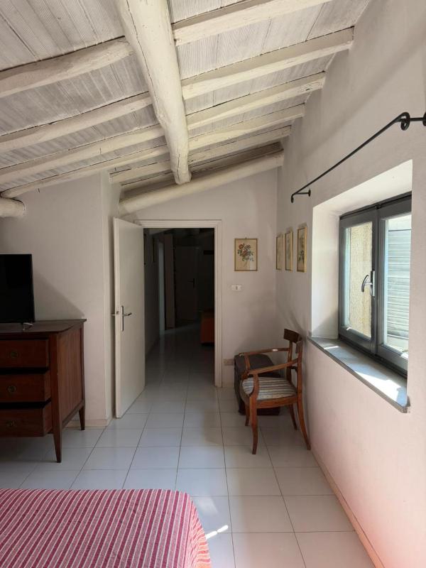 Appartamento in Villa con Piscina - image 13