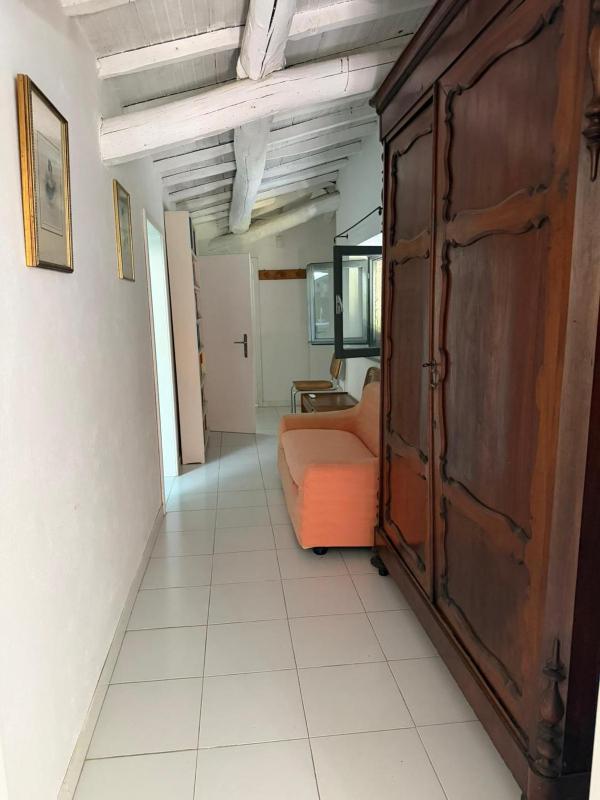 Appartamento in Villa con Piscina - image 6