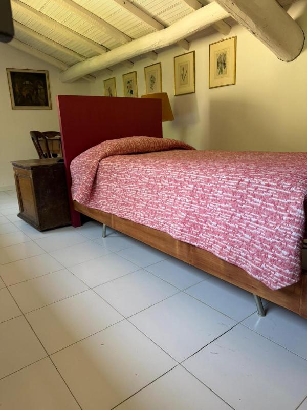 Appartamento in Villa con Piscina - image 12