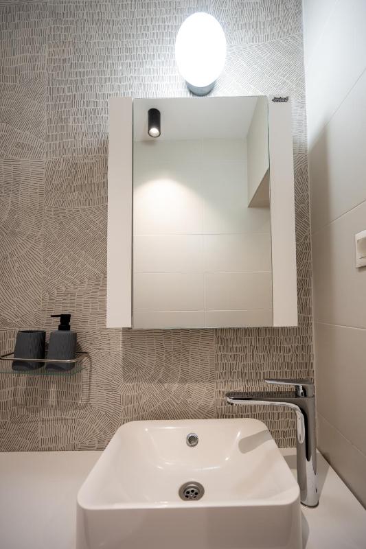 Modern and Design apartments in top center - image 4