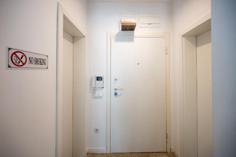 Modern and Design apartments in top center - image 10