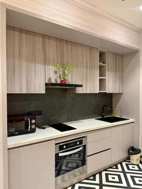 Premium 2BHK Studio Couple Friendly - image 2