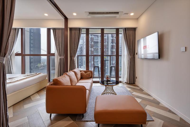 The Metropole Luxury Apartment Collection -Galleria - Opera - The Crest - image 12