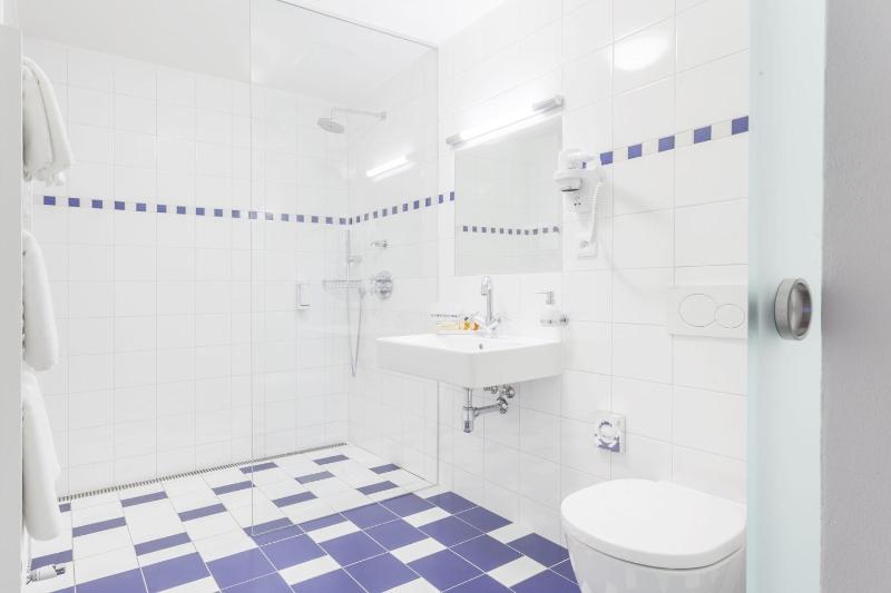 Superior One-Bedroom Suite image 1