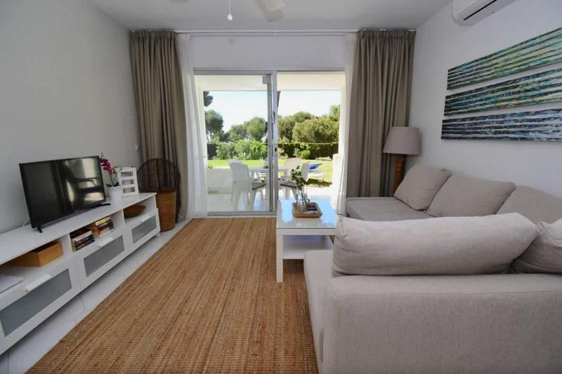 Ground Floor Apt with Pool & Garden Access - image 28