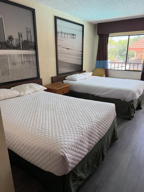 Economy Inn Jax-OP - image 20