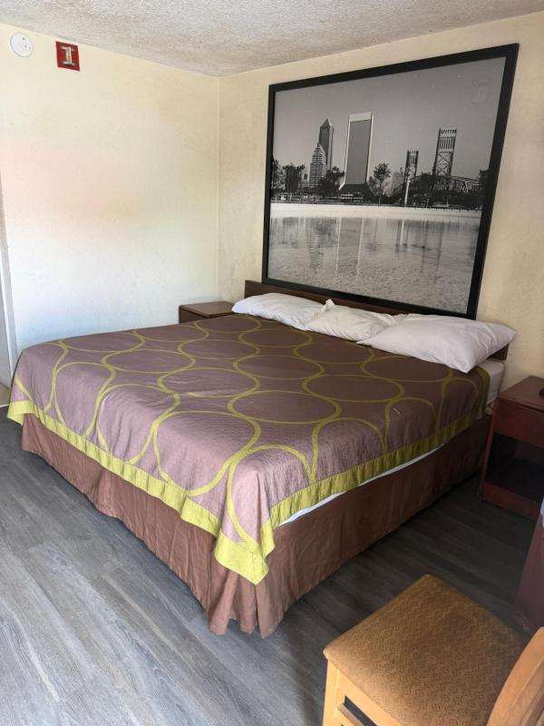 Economy Inn Jax-OP - image 18