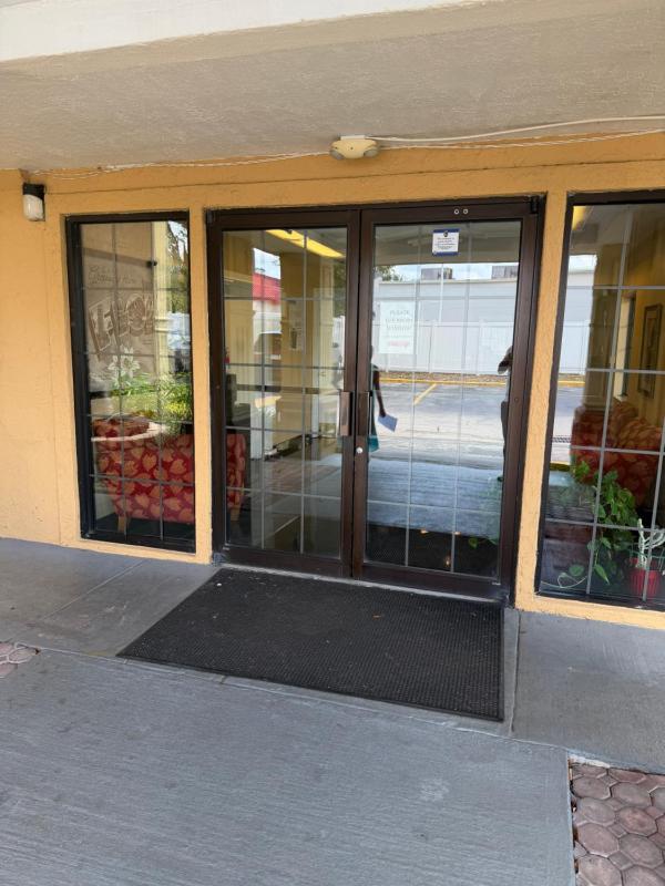 Economy Inn Jax-OP - image 30