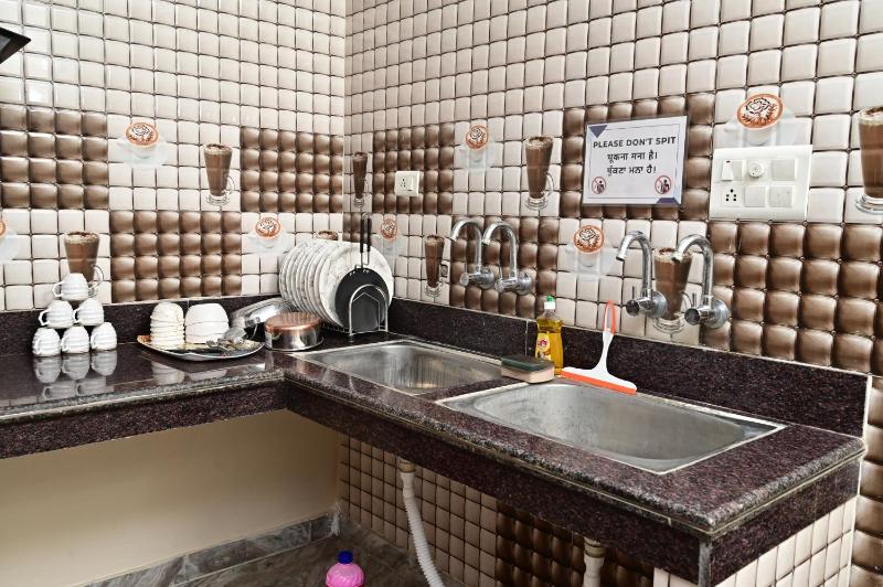 S4 home stay - image 8