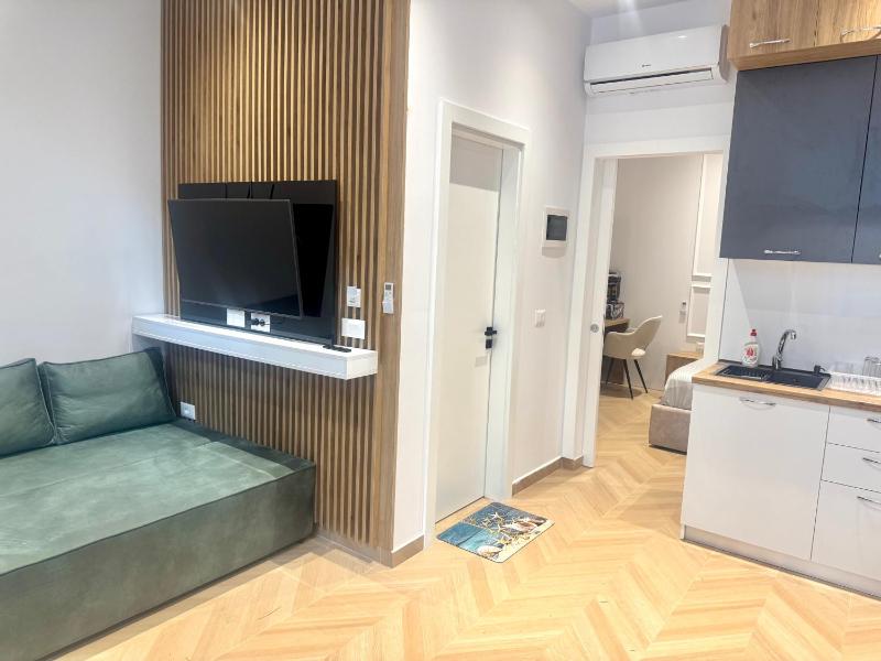 Garden Premium Residence Studios Mali Robit Golem - image 13