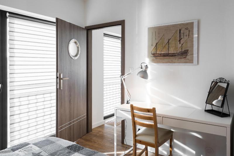 Apartamenty Bałtyckie - Bulwar Portowy - widok na port centrum najlepsza lokalizacja w Ustce - image 8