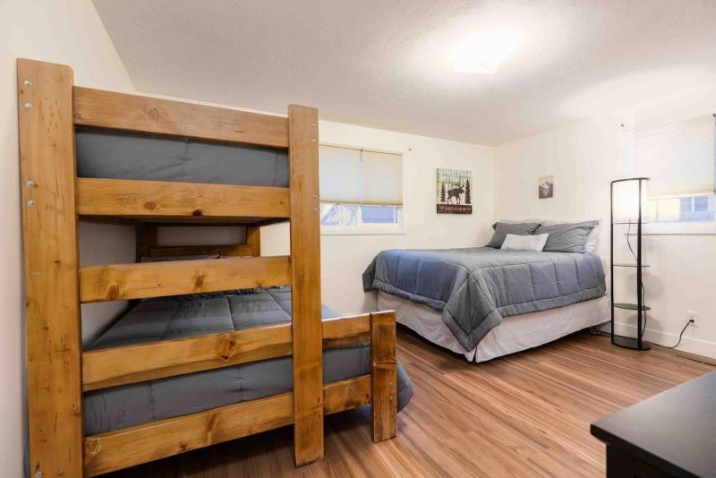 Millcreek Basecamp - Pet friendly and Convenient - image 20