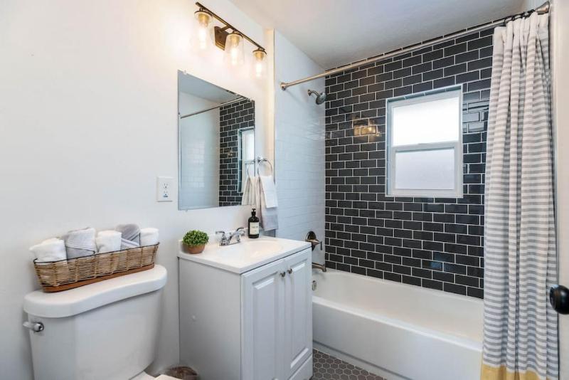 Cottage on Main - Only Minutes to Downtown SLC - image 18