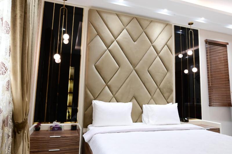 The Emerald Villa - image 4