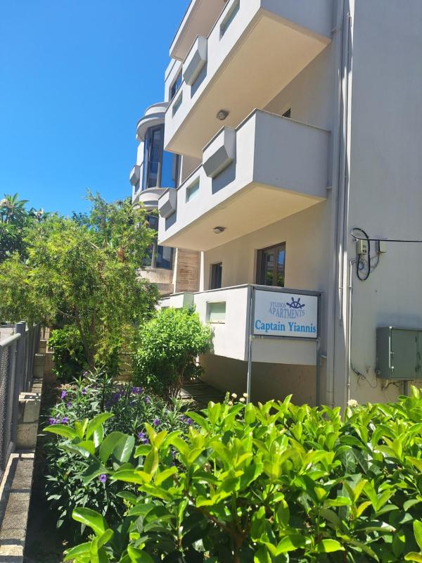 Captain Yiannis Studios & Apartments - image 39