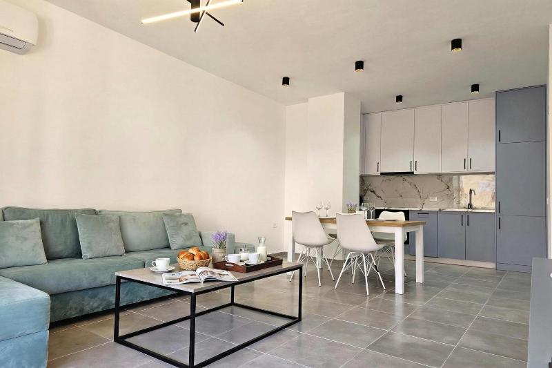 Holiday Apartment In Saranda - 003 With Balcony - Happy Rentals - image 15