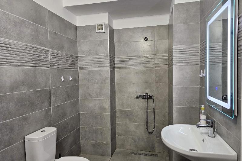Holiday Apartment In Saranda - 003 With Balcony - Happy Rentals - image 7