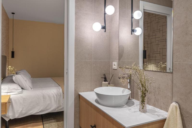 Monthly Triunfo 3 APT by Sweet Home San Sebastian Rentals - image 9